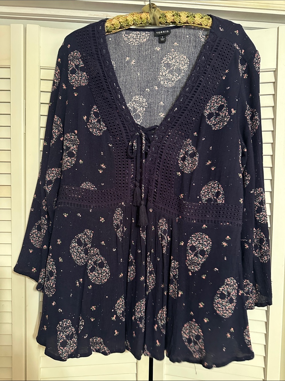 Torrid Brand Navy Floral Skull W/Crochet-Trim Peasant Tunic